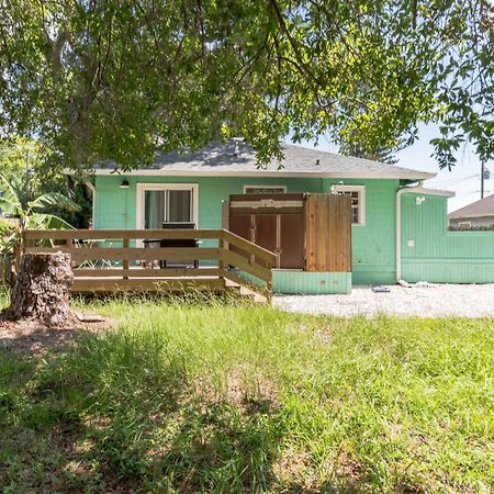 Sarasota, Fl Bungalow - Bright & Breezy Coastal Vibes - 10 Mins To White Sand Beaches Home エクステリア 写真