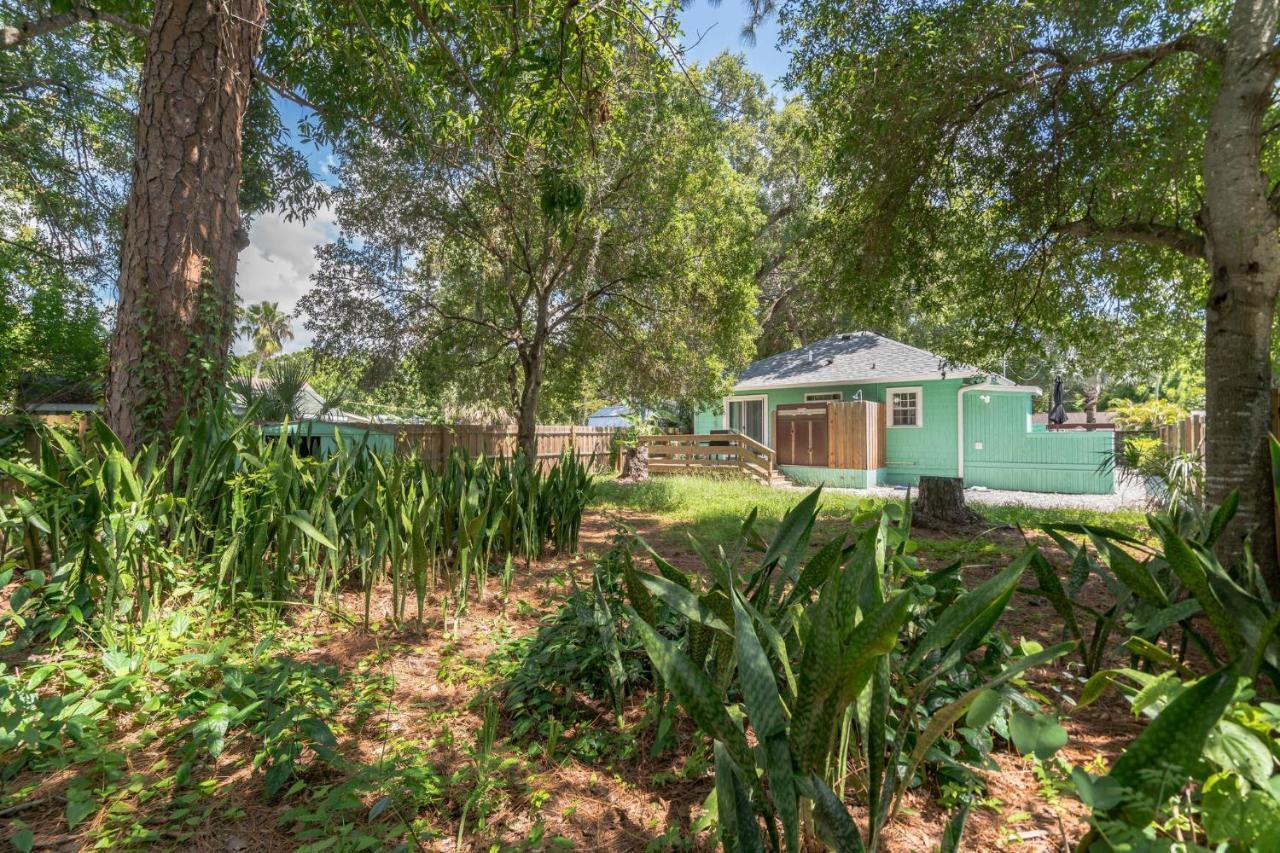 Sarasota, Fl Bungalow - Bright & Breezy Coastal Vibes - 10 Mins To White Sand Beaches Home エクステリア 写真