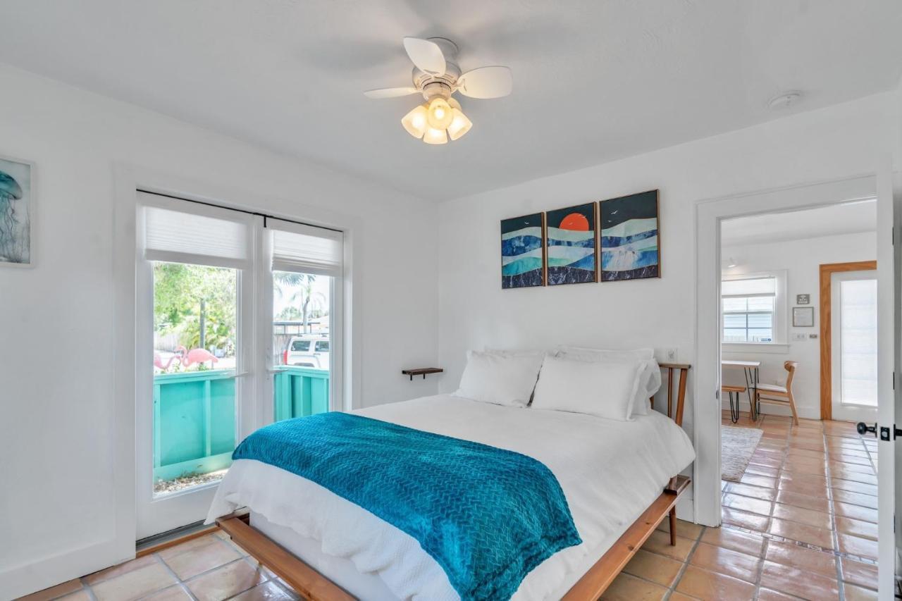 Sarasota, Fl Bungalow - Bright & Breezy Coastal Vibes - 10 Mins To White Sand Beaches Home エクステリア 写真