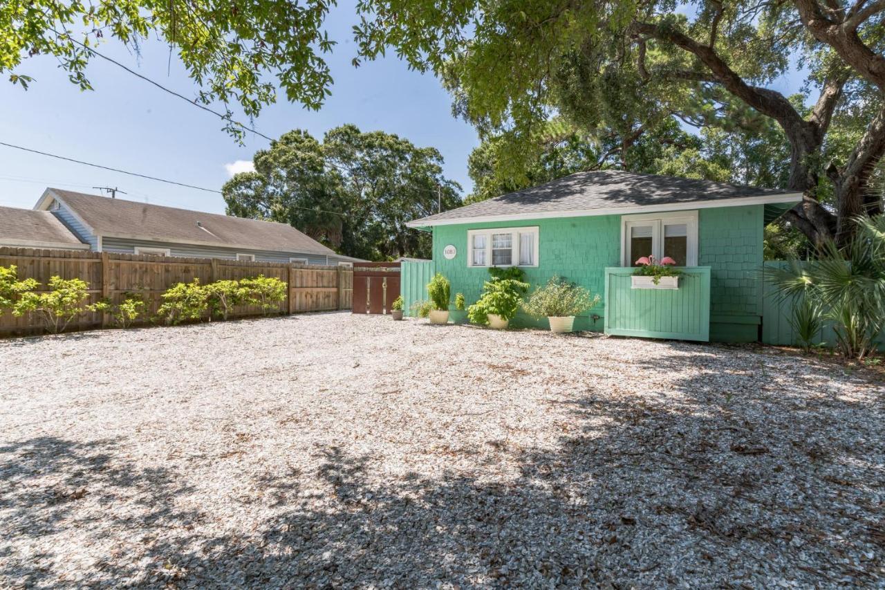 Sarasota, Fl Bungalow - Bright & Breezy Coastal Vibes - 10 Mins To White Sand Beaches Home エクステリア 写真