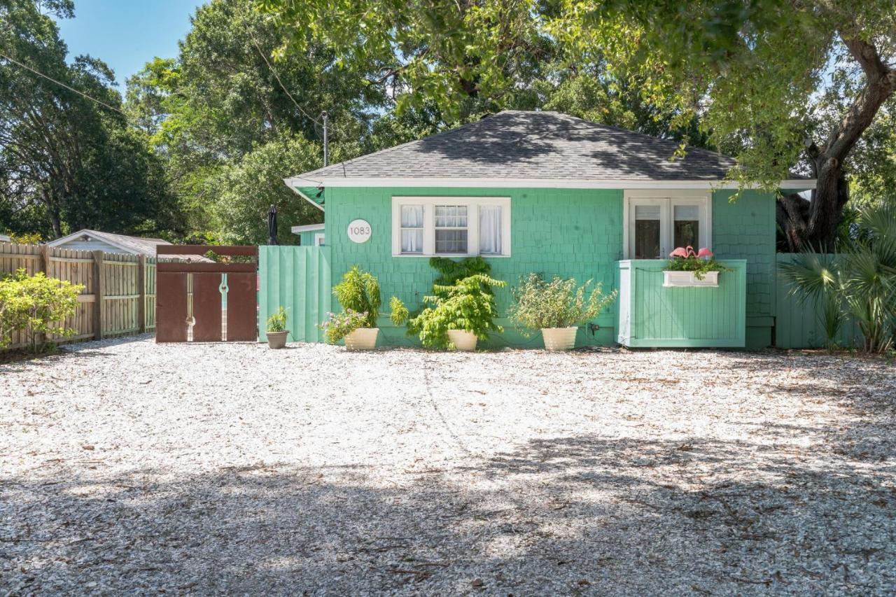 Sarasota, Fl Bungalow - Bright & Breezy Coastal Vibes - 10 Mins To White Sand Beaches Home エクステリア 写真