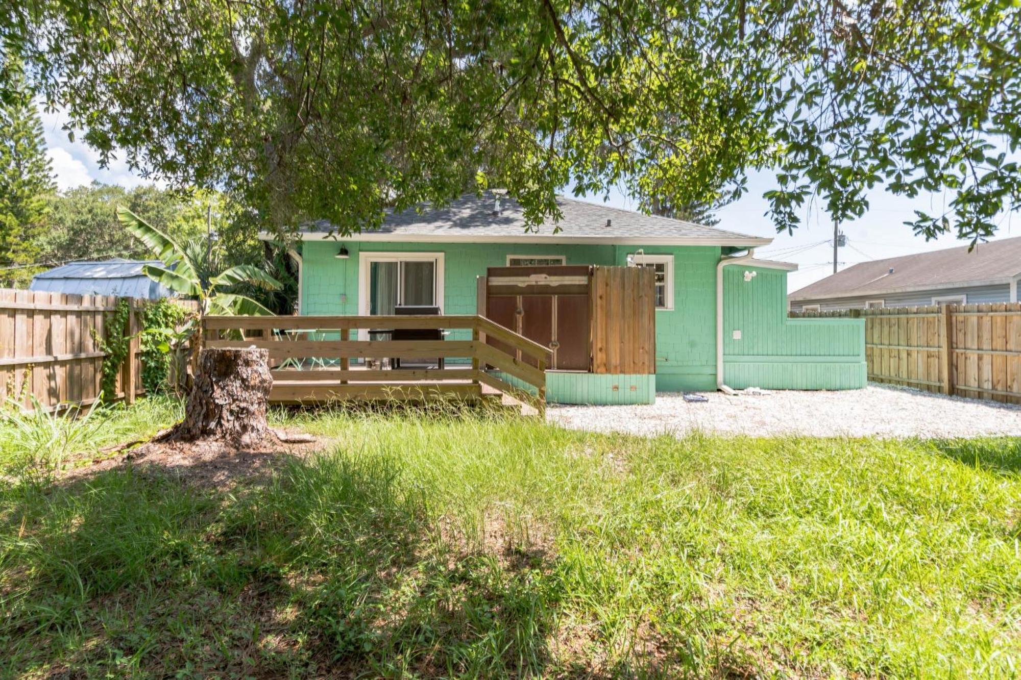 Sarasota, Fl Bungalow - Bright & Breezy Coastal Vibes - 10 Mins To White Sand Beaches Home エクステリア 写真